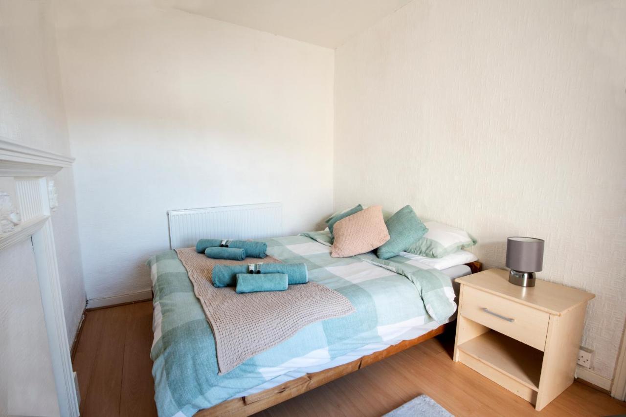 Swansea Cosy Stay ภายนอก รูปภาพ